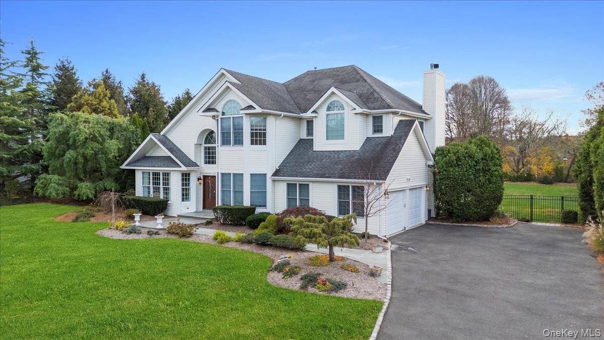 East Northport, NY 11731,56 Rofay DR