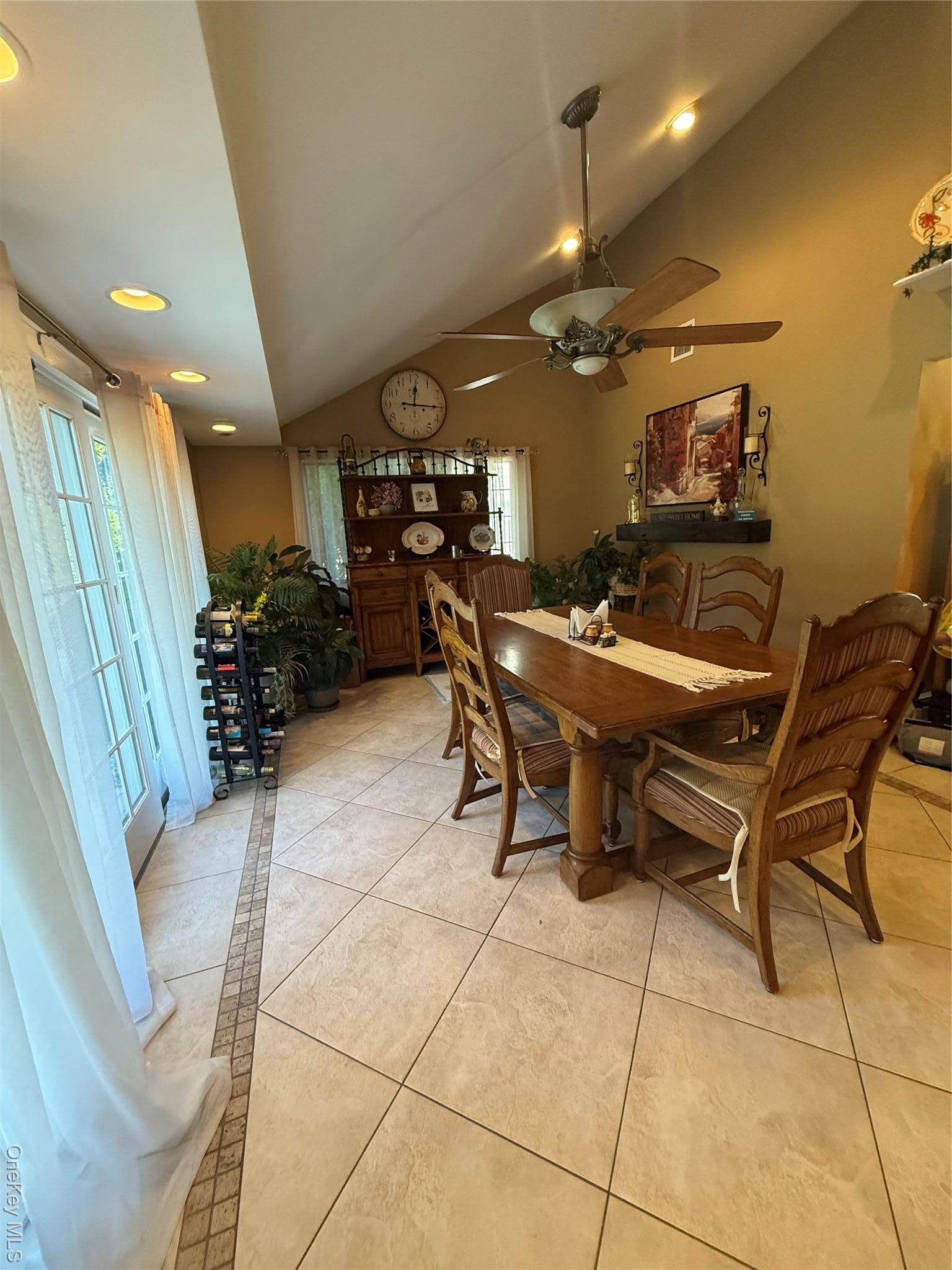 Old Bethpage, NY 11804,6 Lee PL