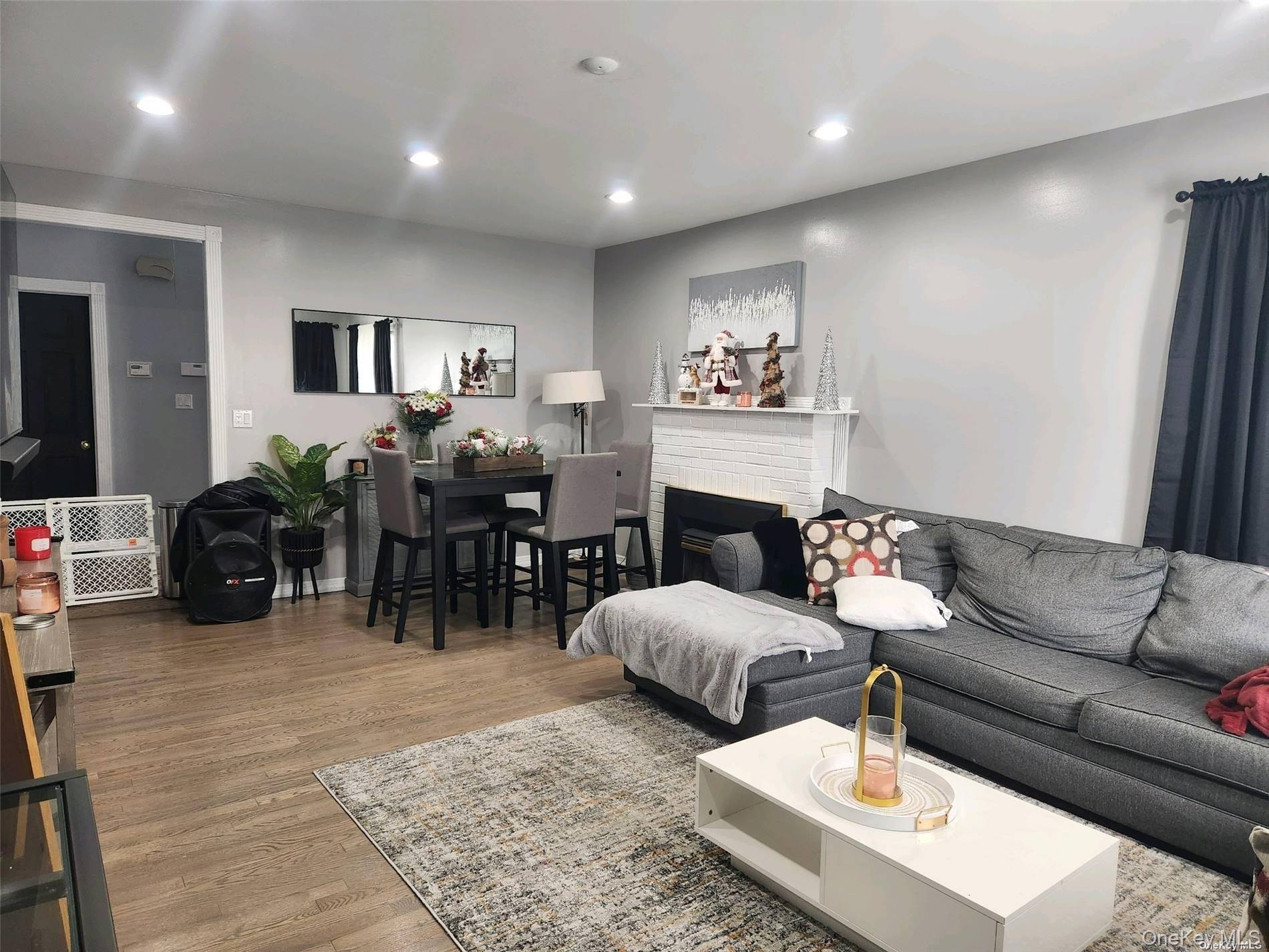 West Babylon, NY 11704,1504 3rd ST