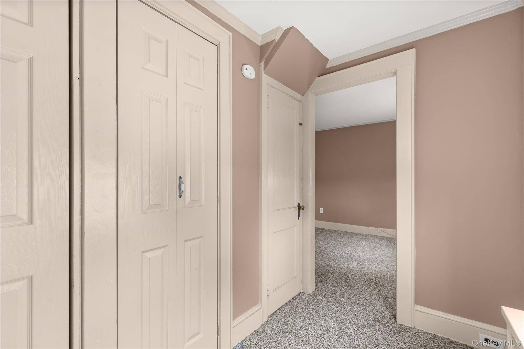 West Islip, NY 11795,6 Dunwoodie AVE