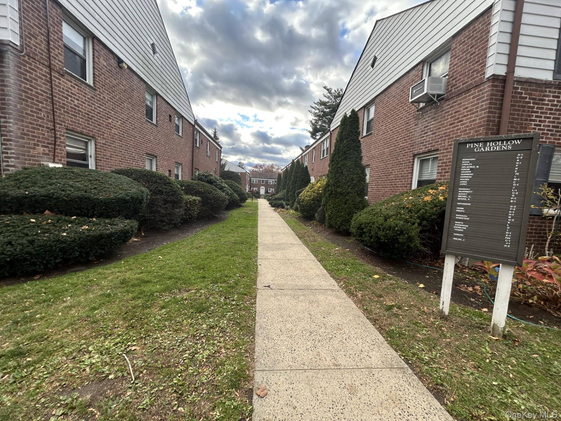 White Plains, NY 10603,79 N Broadway #J1