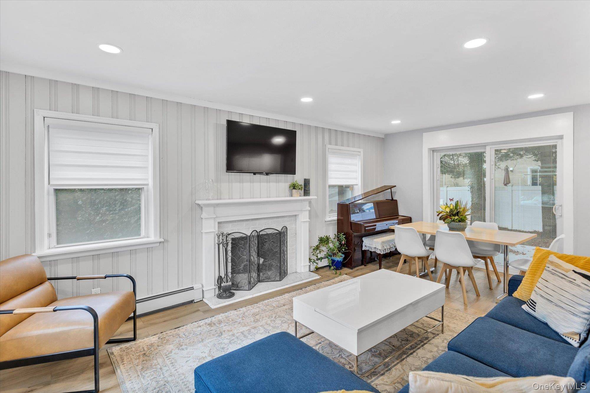 Melville, NY 11747,16 Piermont CT