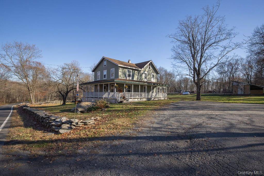 Wallkill, NY 12589,355 Fosler RD