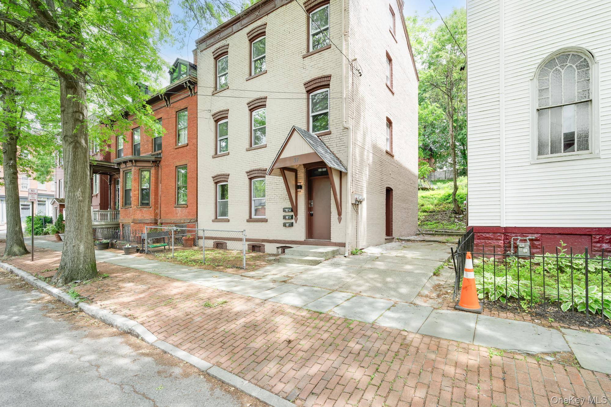 Poughkeepsie, NY 12601,37 S Bridge ST