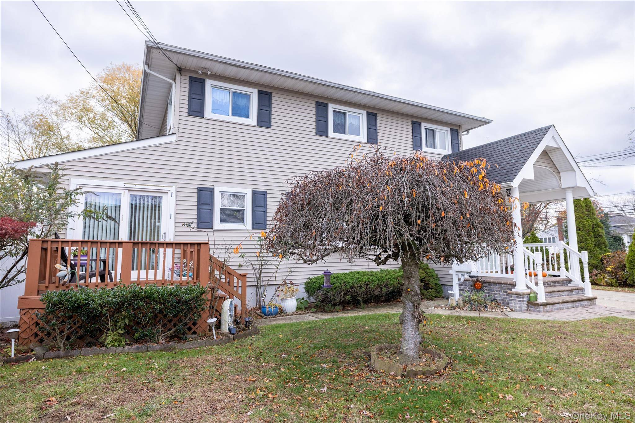 Massapequa, NY 11758,2 Bernard ST