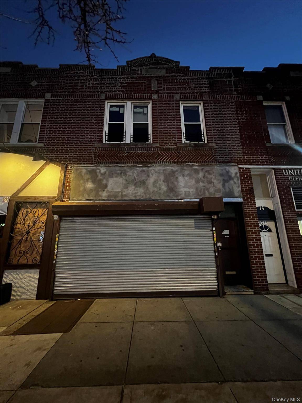 Glendale, NY 11385,6938 Myrtle