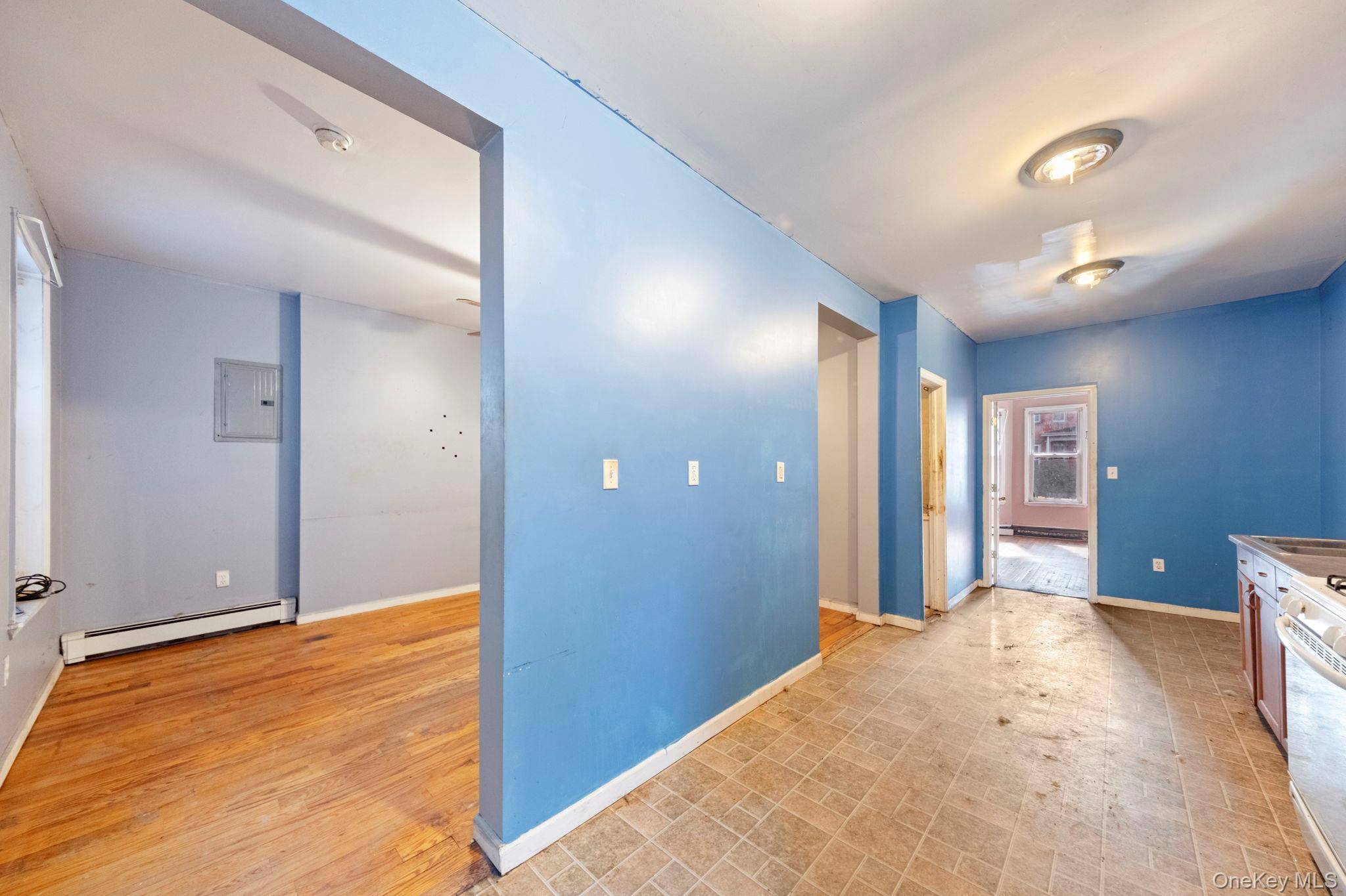 Newburgh, NY 12550,68 Henry AVE