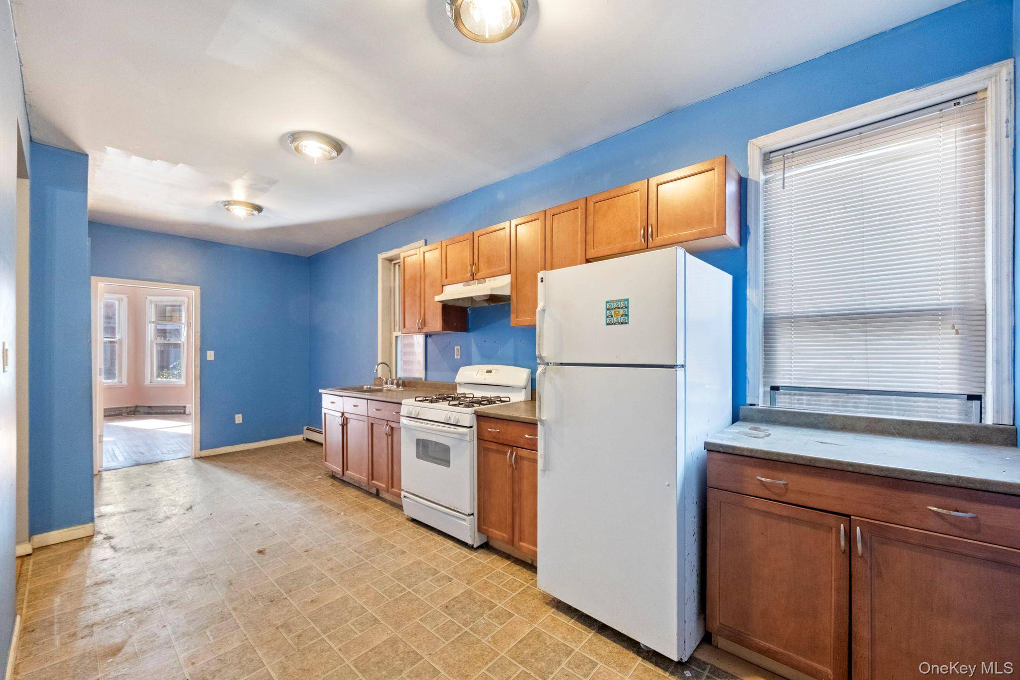 Newburgh, NY 12550,68 Henry AVE