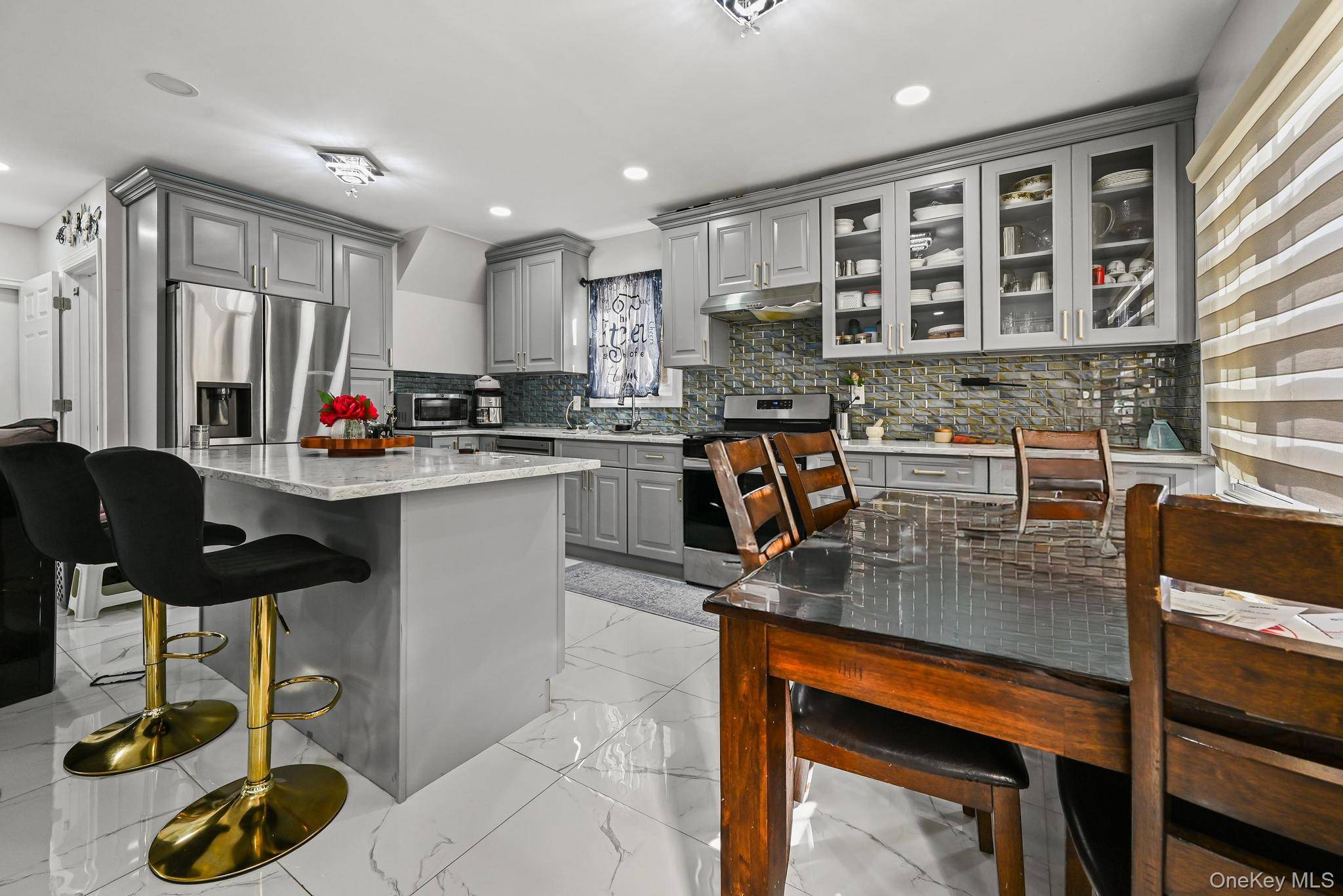 Valley Stream, NY 11580,113 Kent RD