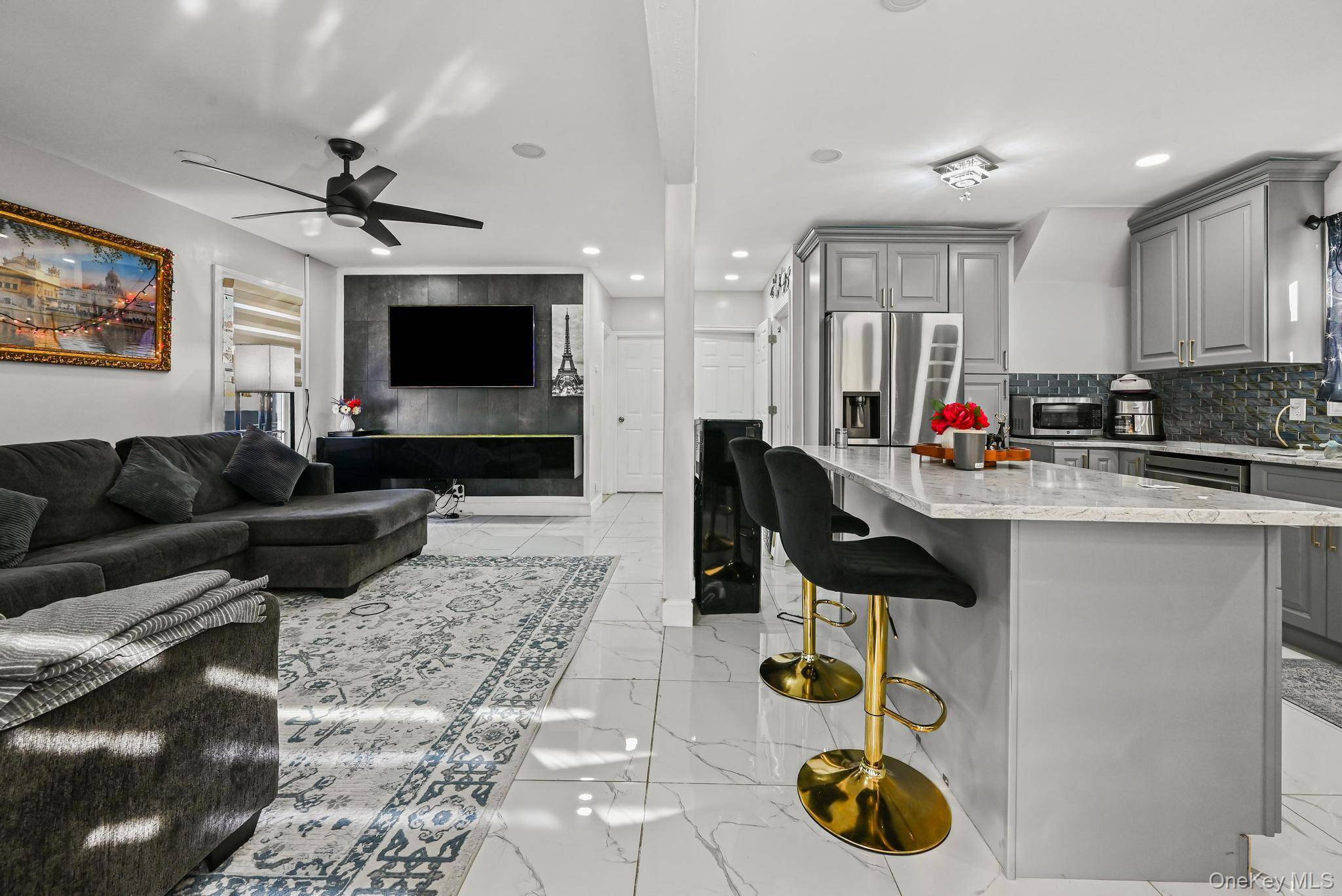 Valley Stream, NY 11580,113 Kent RD