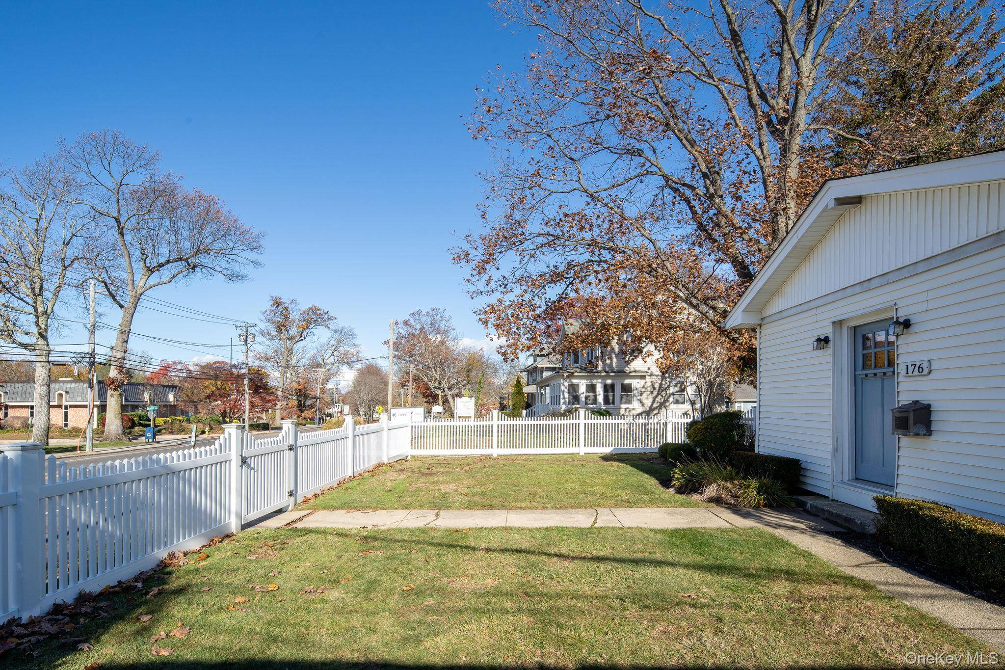 Northport, NY 11768,176 Laurel AVE