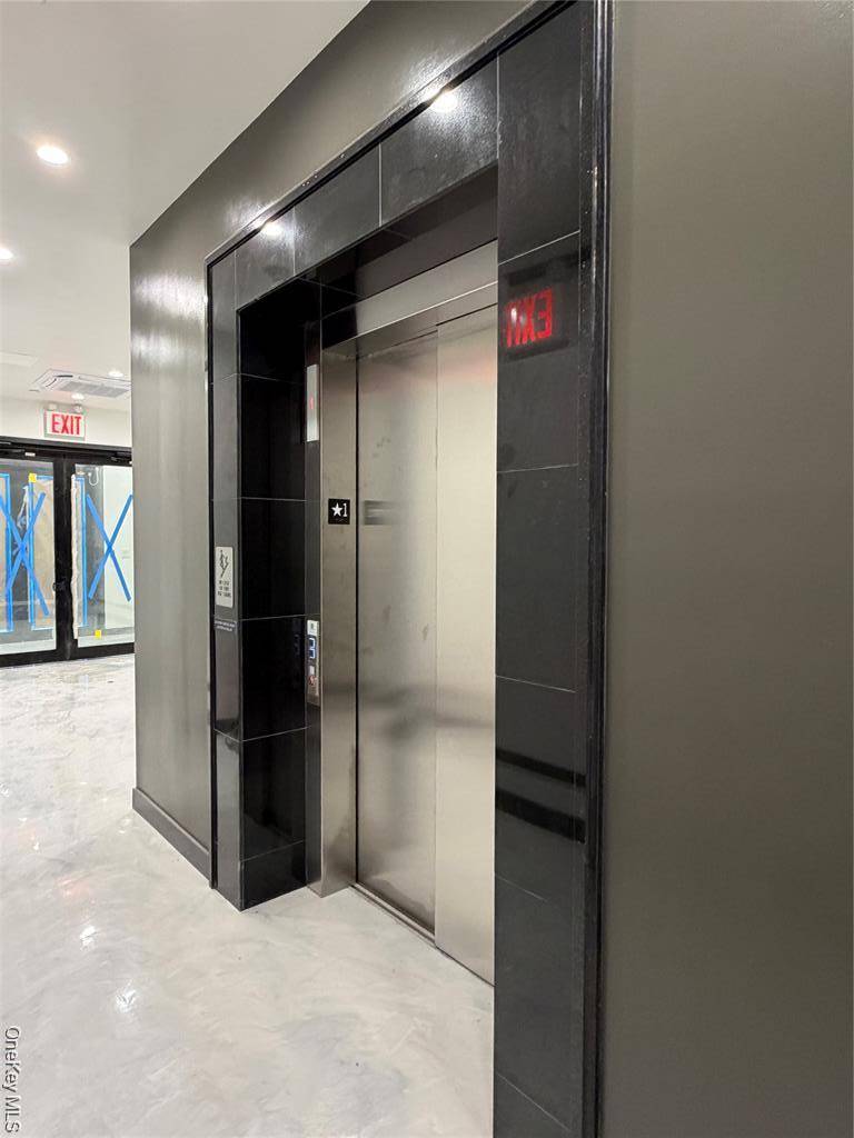 Long Island City, NY 11101,4009 29th ST #2B