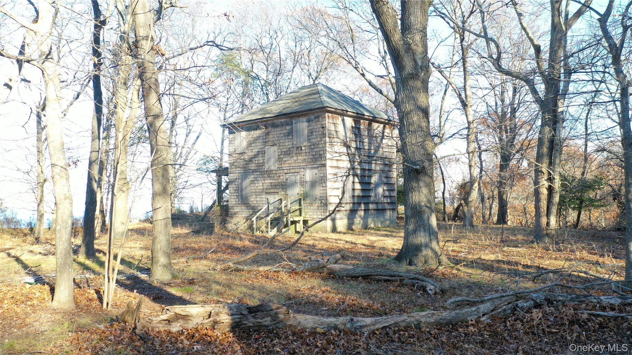 Wading River, NY 11792,2788 N Wading River RD