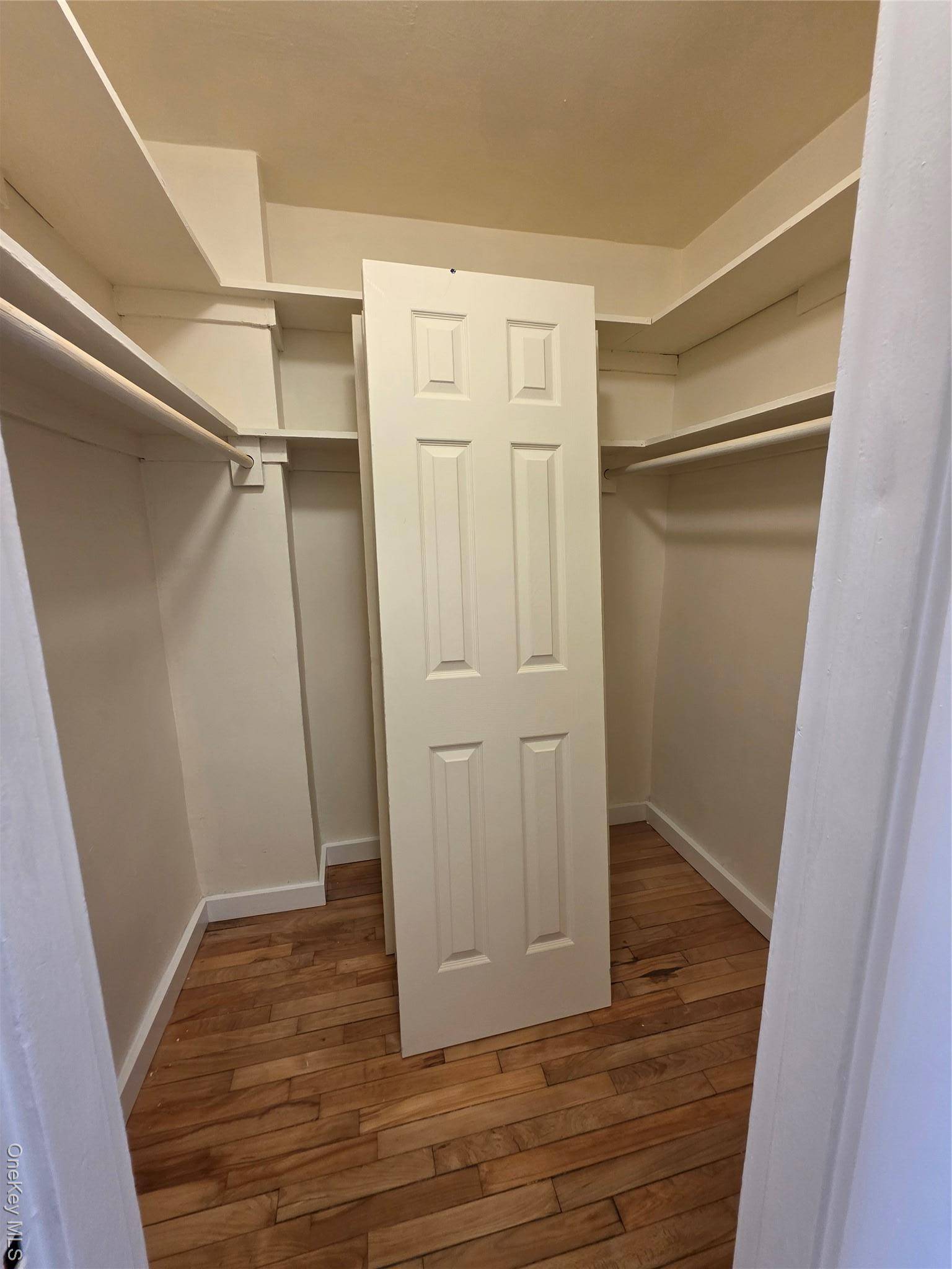 Corona, NY 11368,99-04 57th AVE #6C