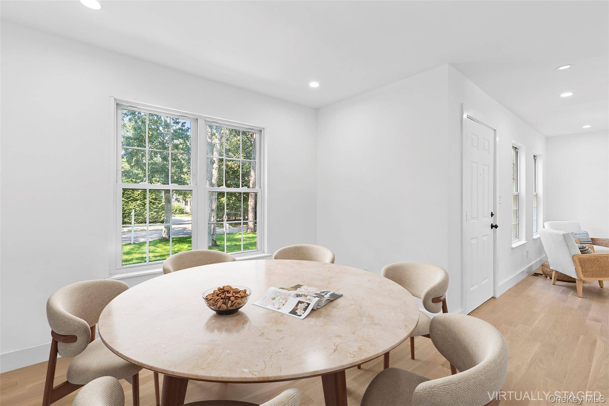 Hampton Bays, NY 11946,13 Shore RD