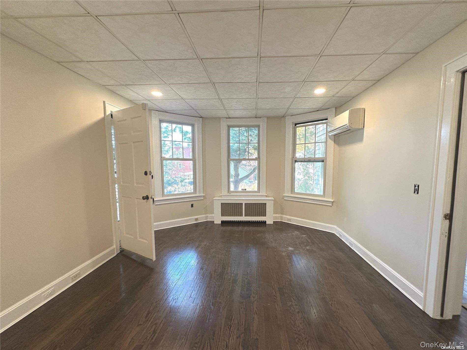 Northport, NY 11768,209 Main ST #Rear