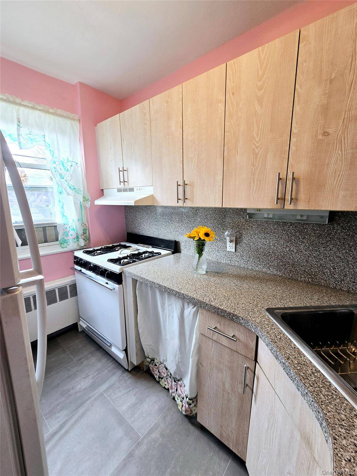 Howard Beach, NY 11414,155-24 84th Street #1