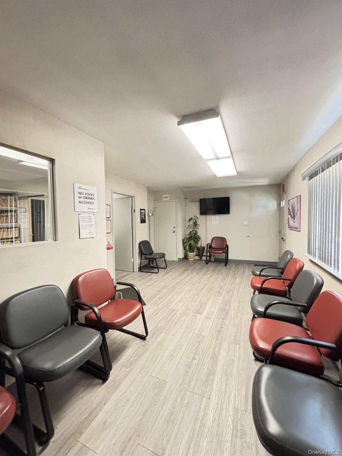 Far Rockaway, NY 11691,220 Beach 20th ST #1st Floor