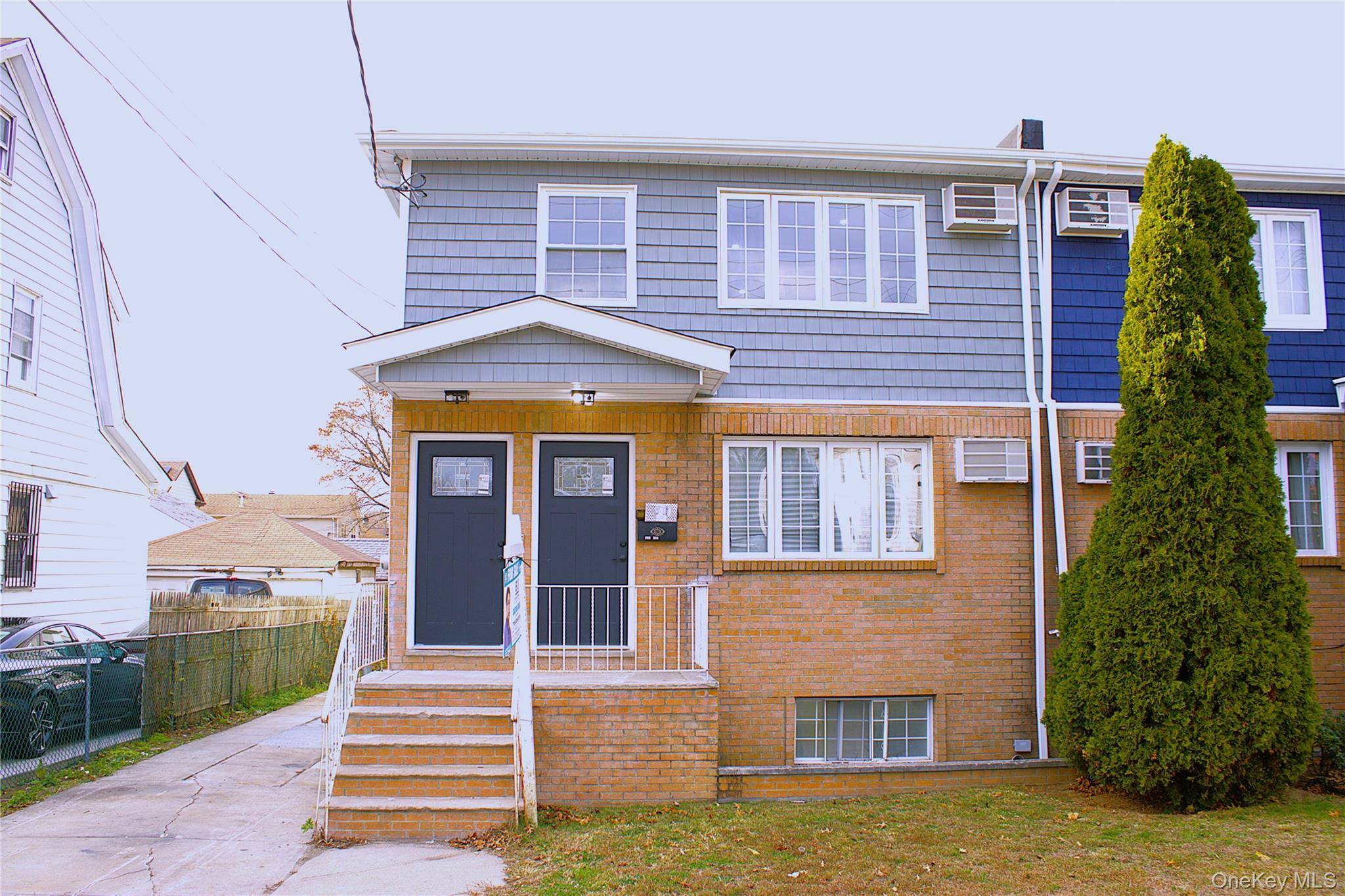 Springfield Gardens, NY 11413,143-14 222nd st