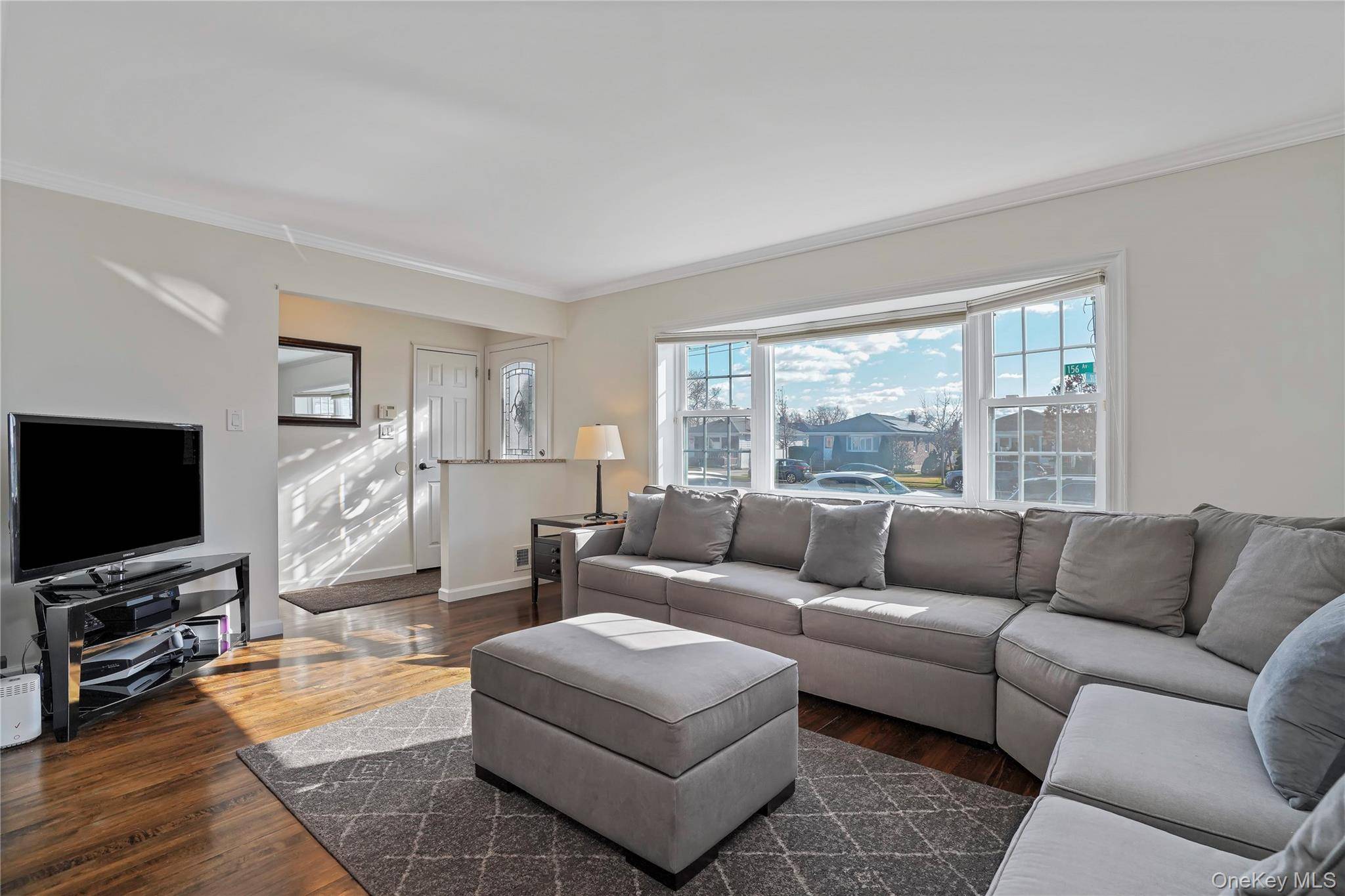 Howard Beach, NY 11414,91-03 156th AVE