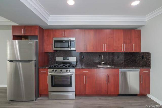 Patchogue, NY 11772,311 West Main ST #28