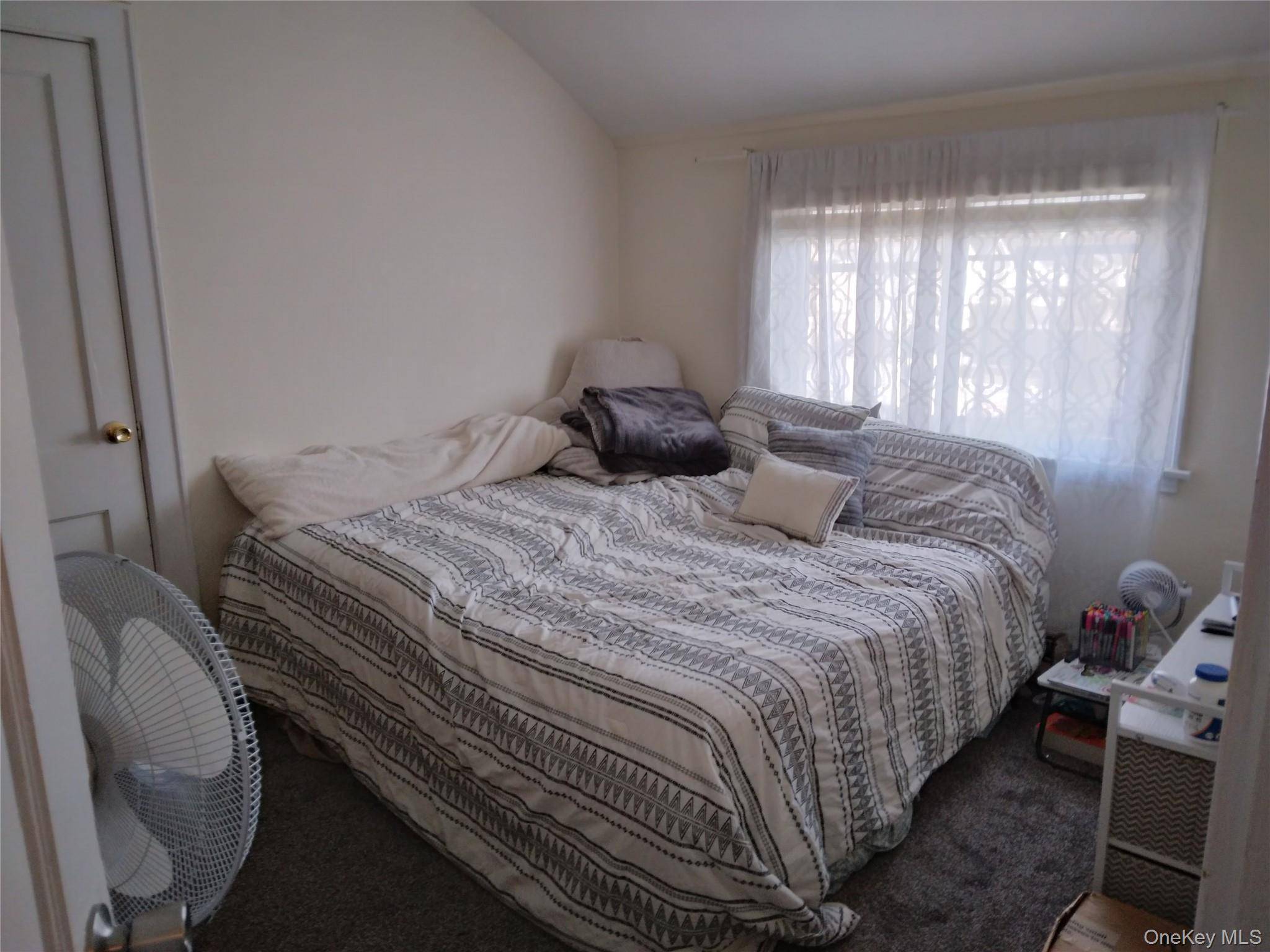 Williston Park, NY 11596,666 Willis AVE #3rd Floor