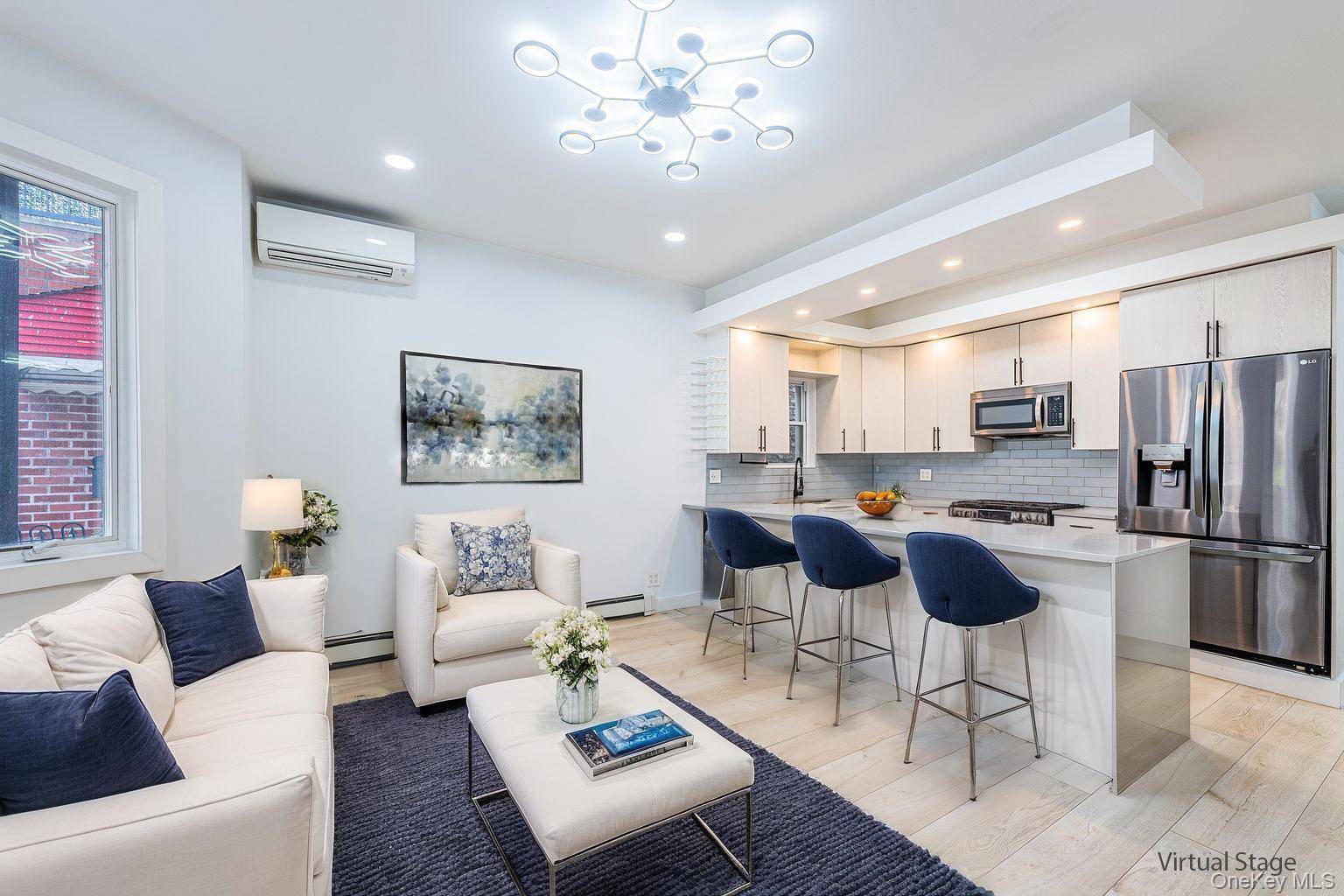 Astoria, NY 11102,1822 Astoria PARK