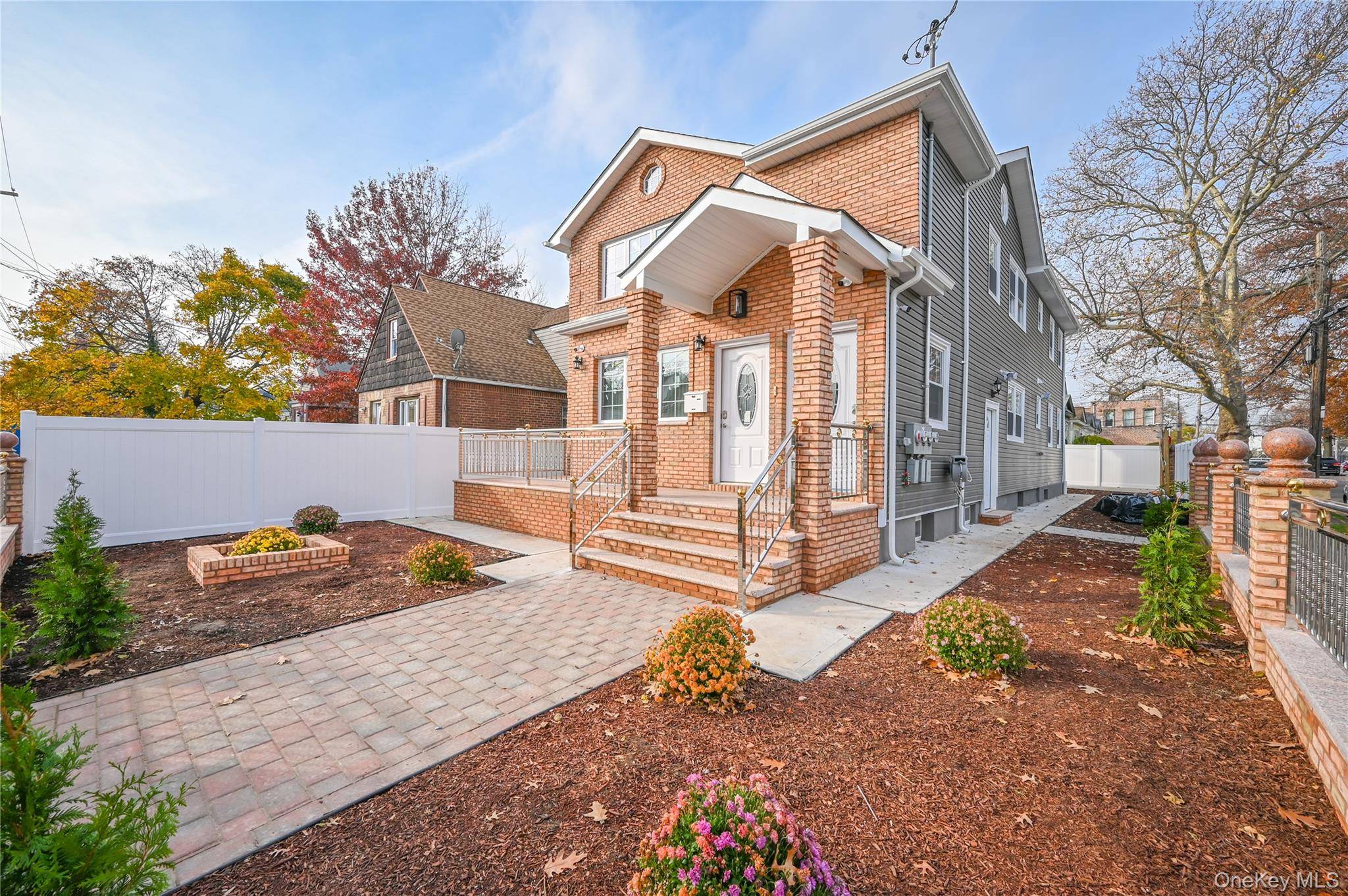 Saint Albans, NY 11412,198-19 118th Avenue