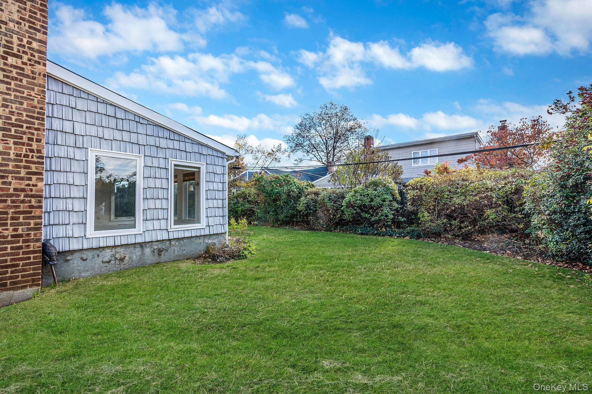 New Hyde Park, NY 11040,78 Patton BLVD