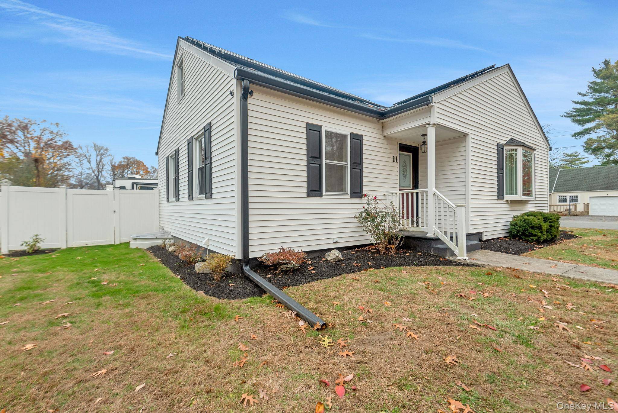 New Windsor, NY 12553,11 Sunset DR