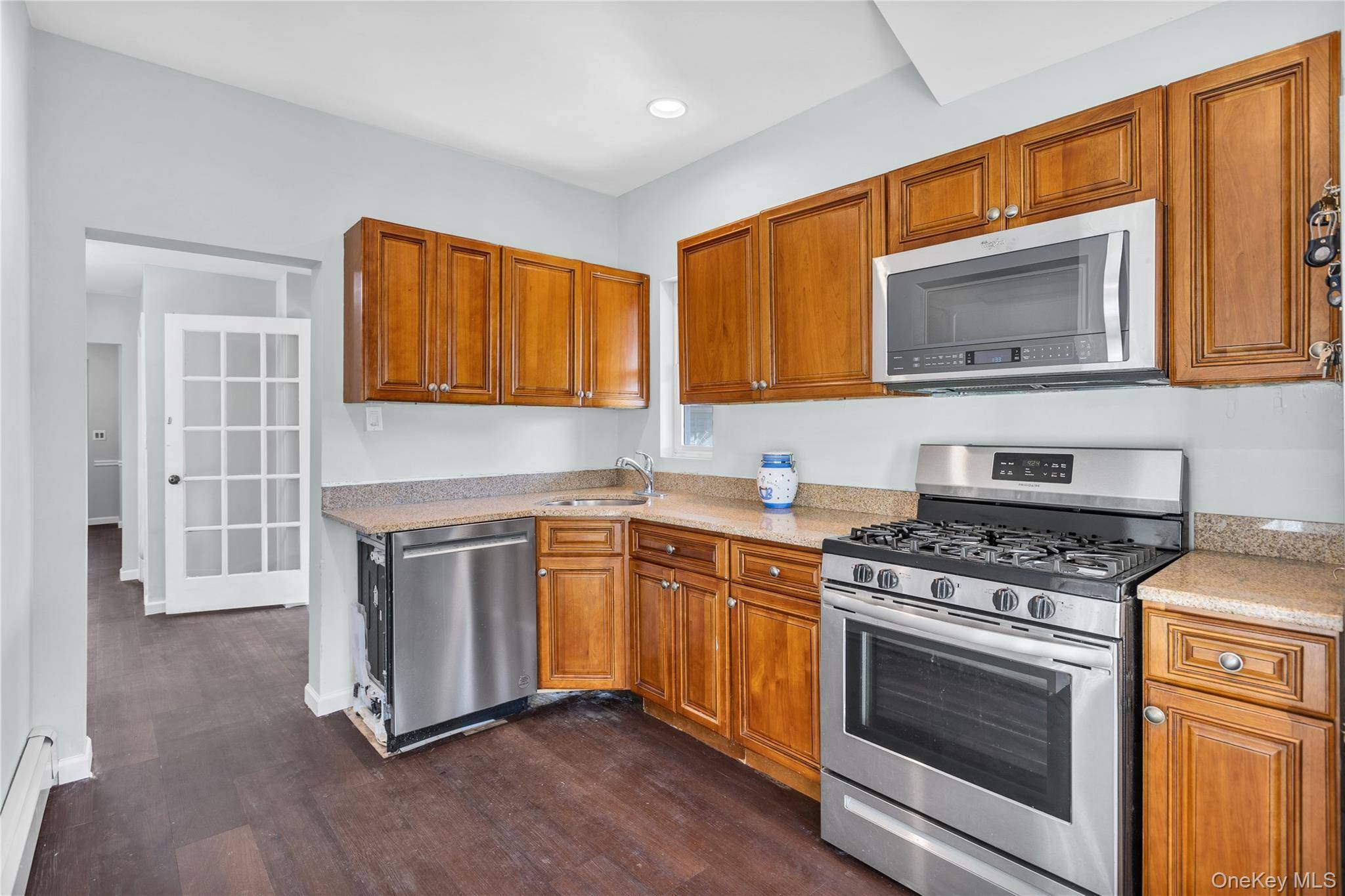 Huntington Station, NY 11746,81 Fairground AVE