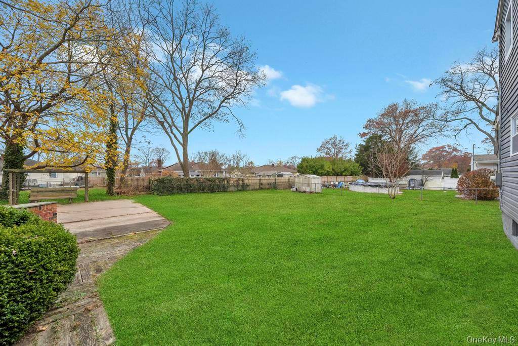 Ronkonkoma, NY 11779,15 Duane DR