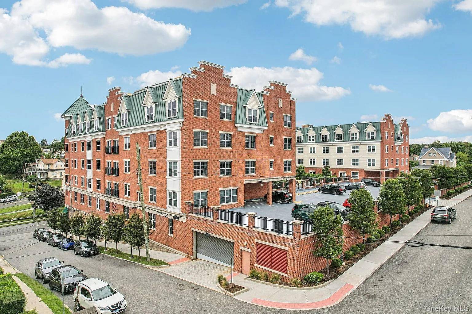 Port Chester, NY 10573,201 Willett AVE #322