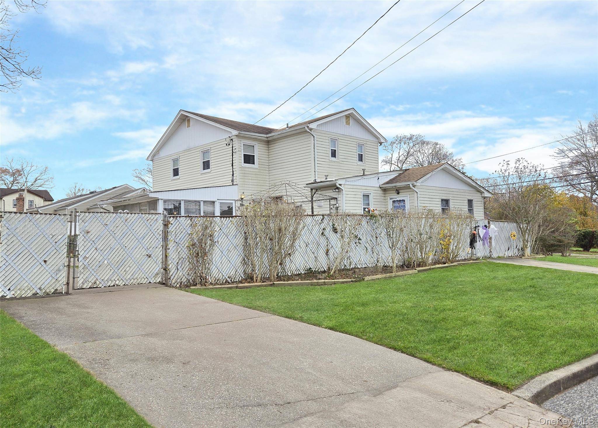 Ronkonkoma, NY 11779,1 Jamar LN