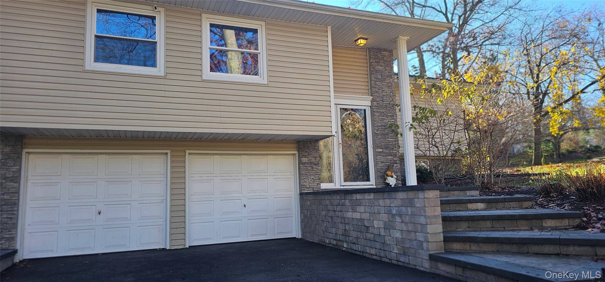 Rocky Point, NY 11778,4 Park RD