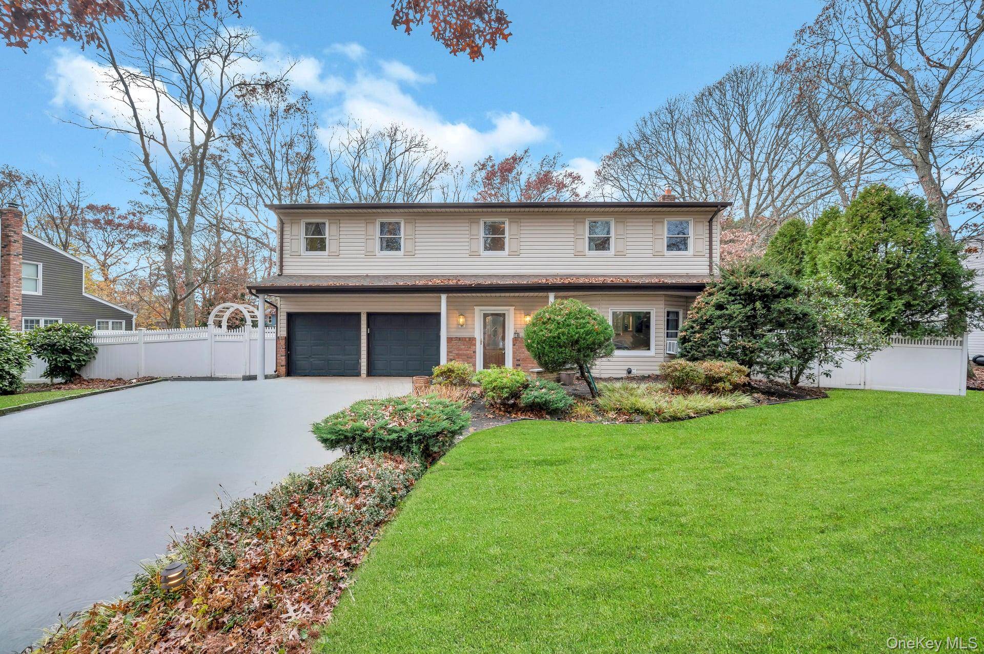 Nesconset, NY 11767,18 Leary LN