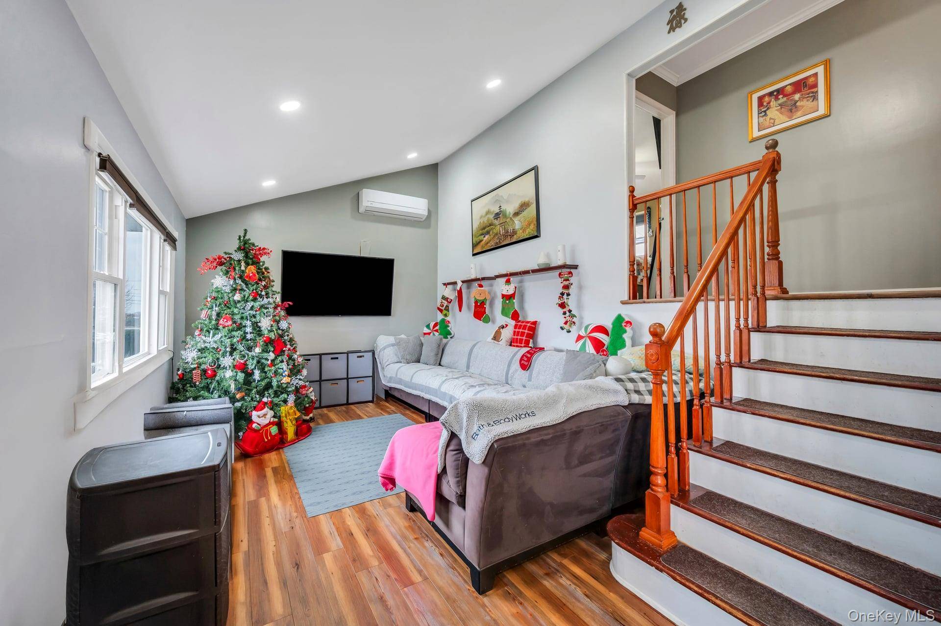 Freeport, NY 11520,67 Howard AVE