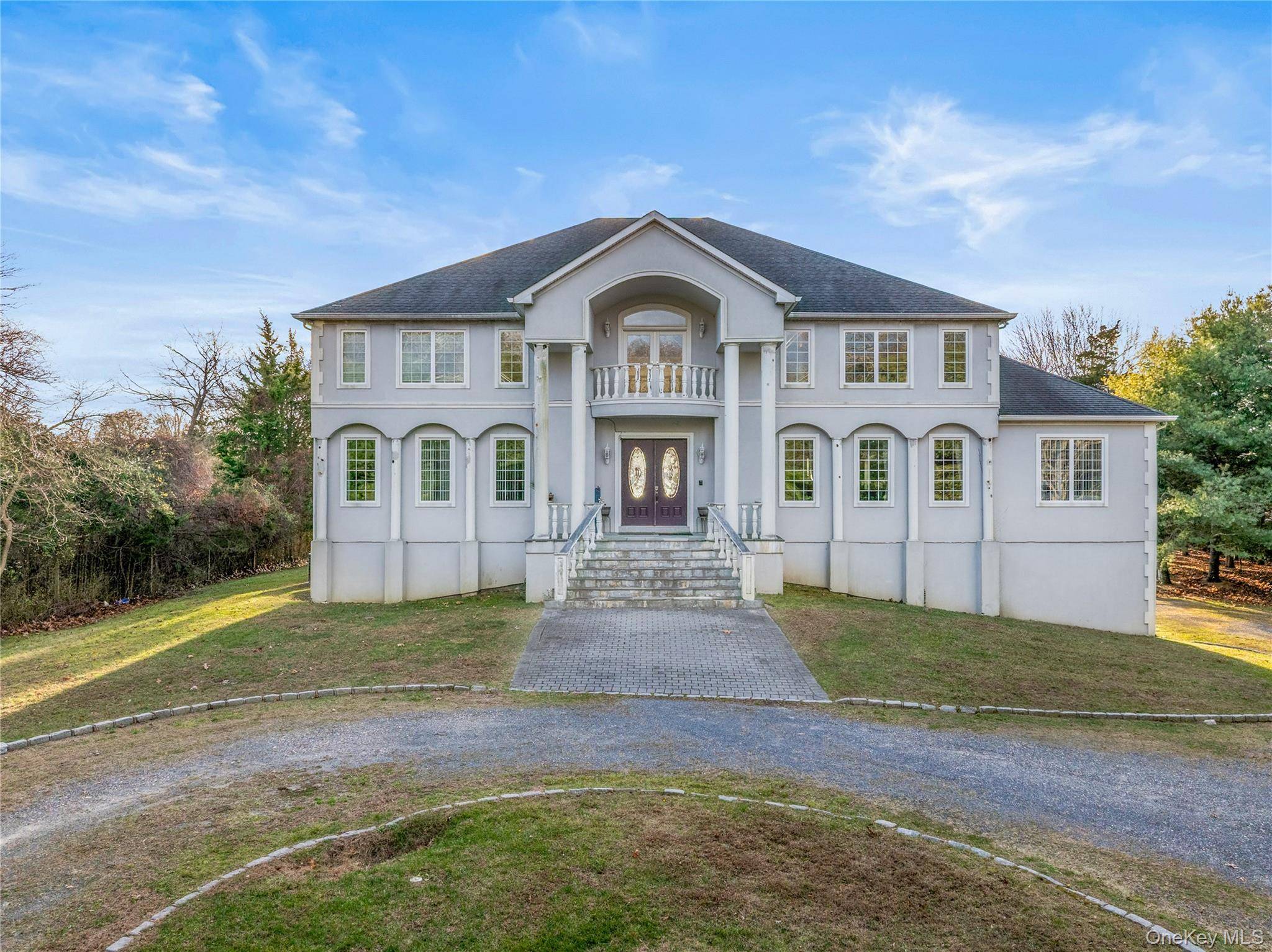 Center Moriches, NY 11934,28 Old Neck RD