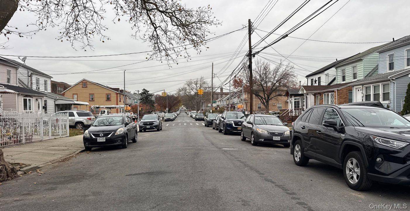 Queens Village, NY 11428,90-21 207th ST