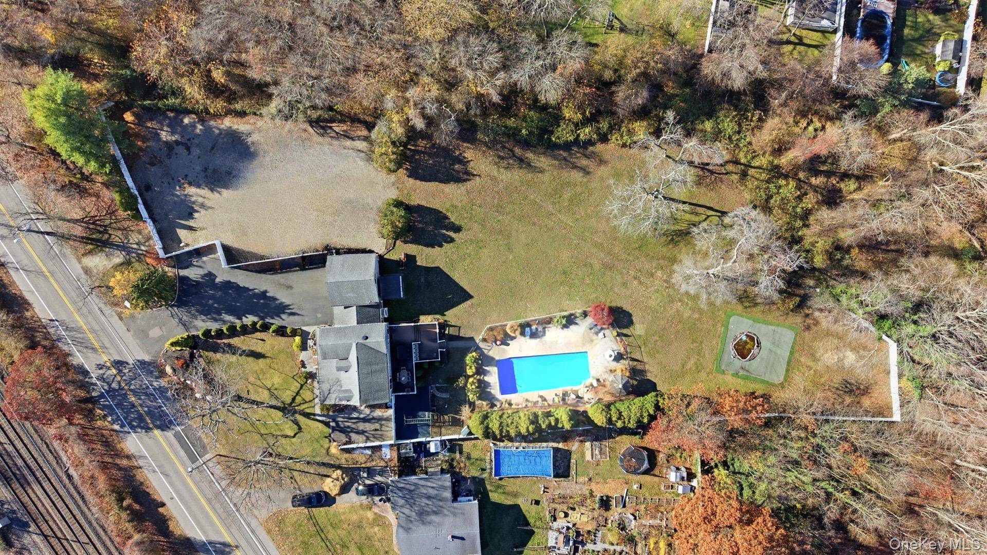 West Islip, NY 11795,2011 Orinoco DR