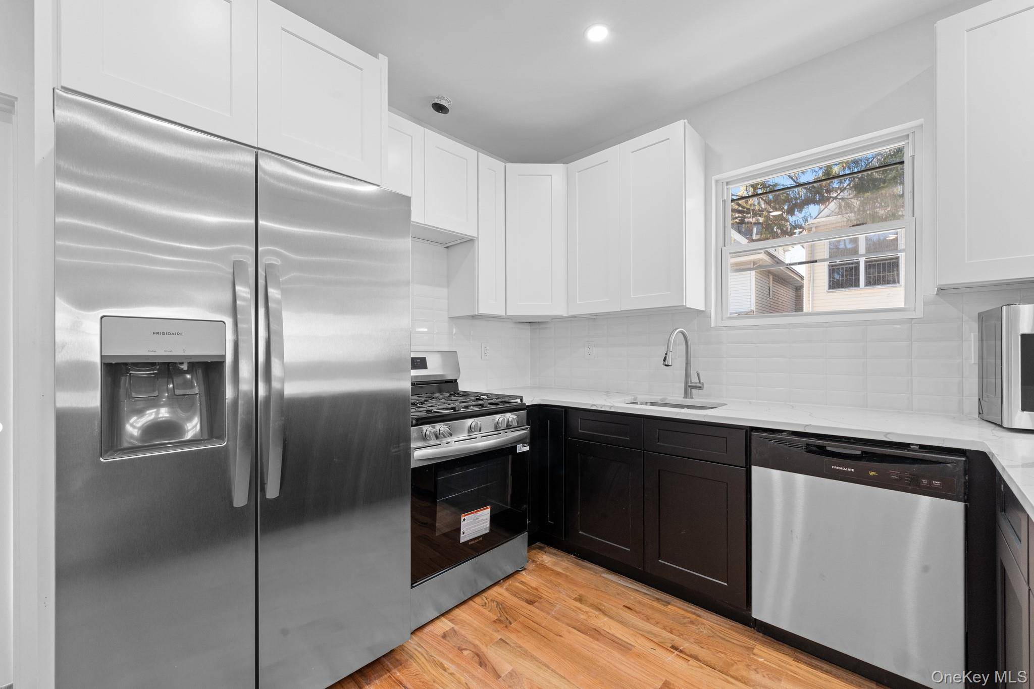 Woodhaven, NY 11421,7612 85th DR