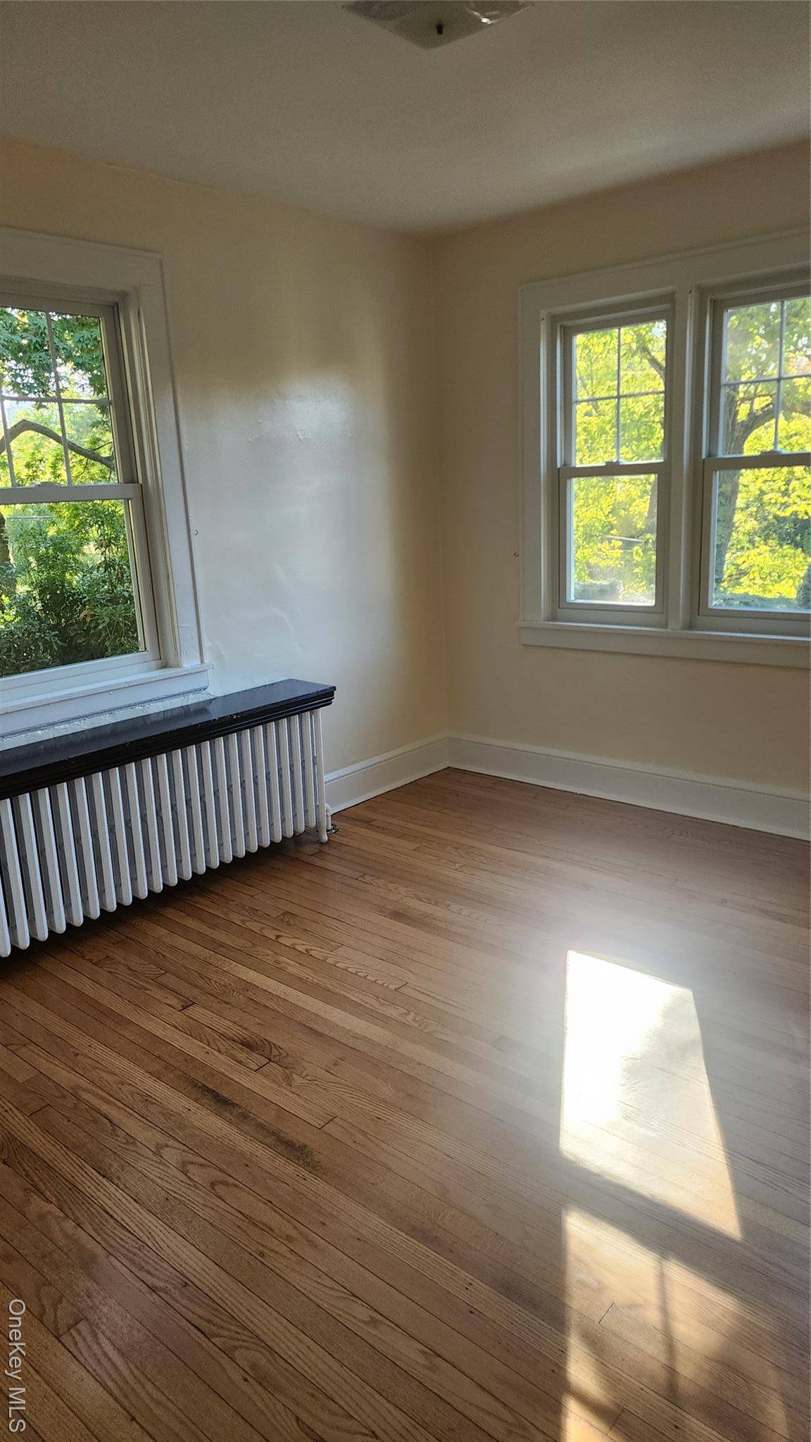 White Plains, NY 10604,22 Beach ST #1