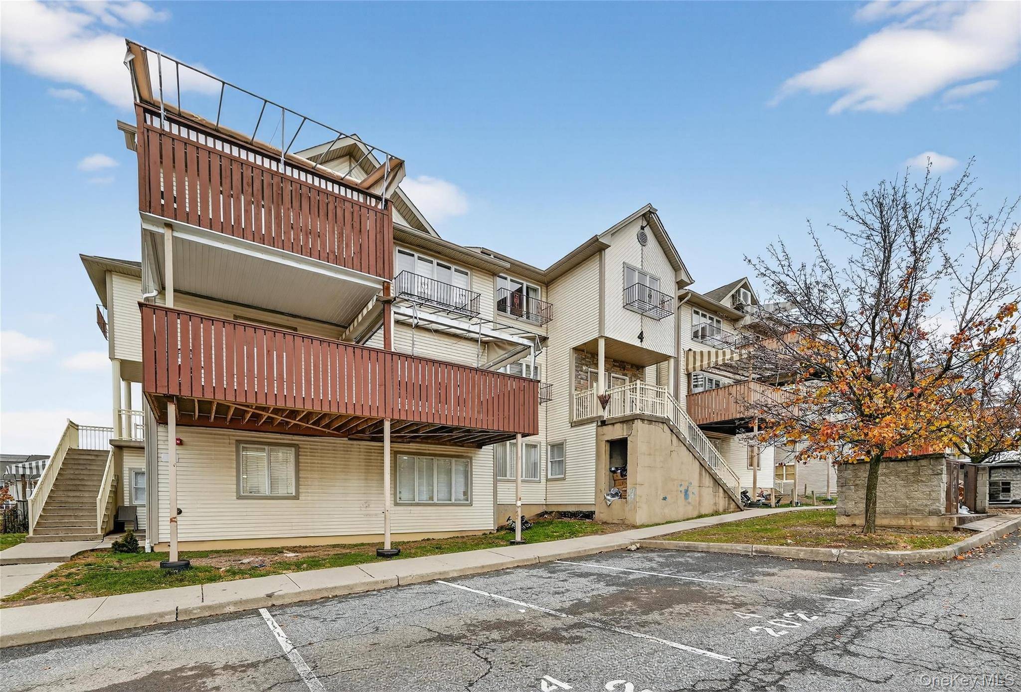 Monroe, NY 10950,4 Toltchav WAY #102