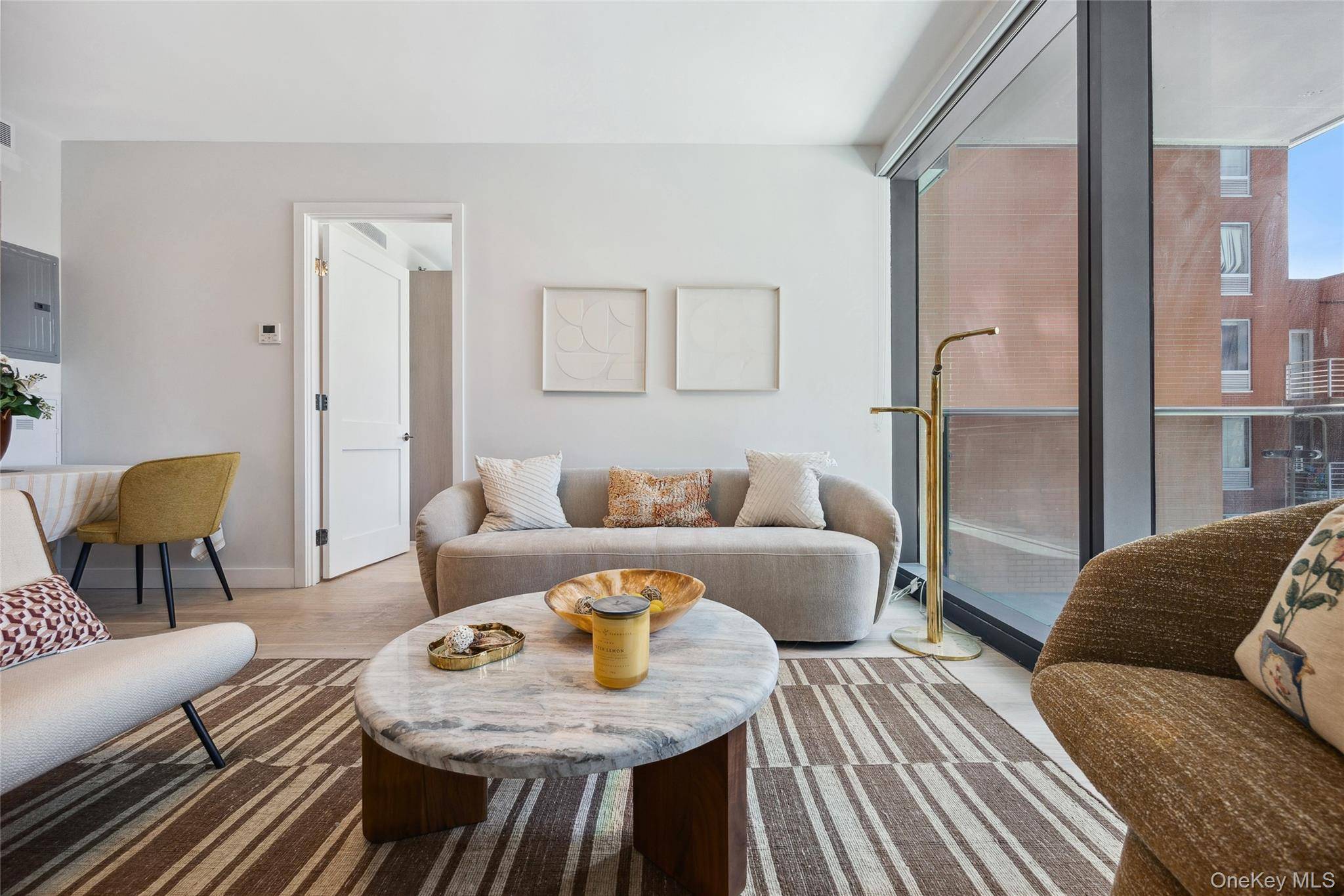 Flushing, NY 11354,38-20 Parsons BLVD #309