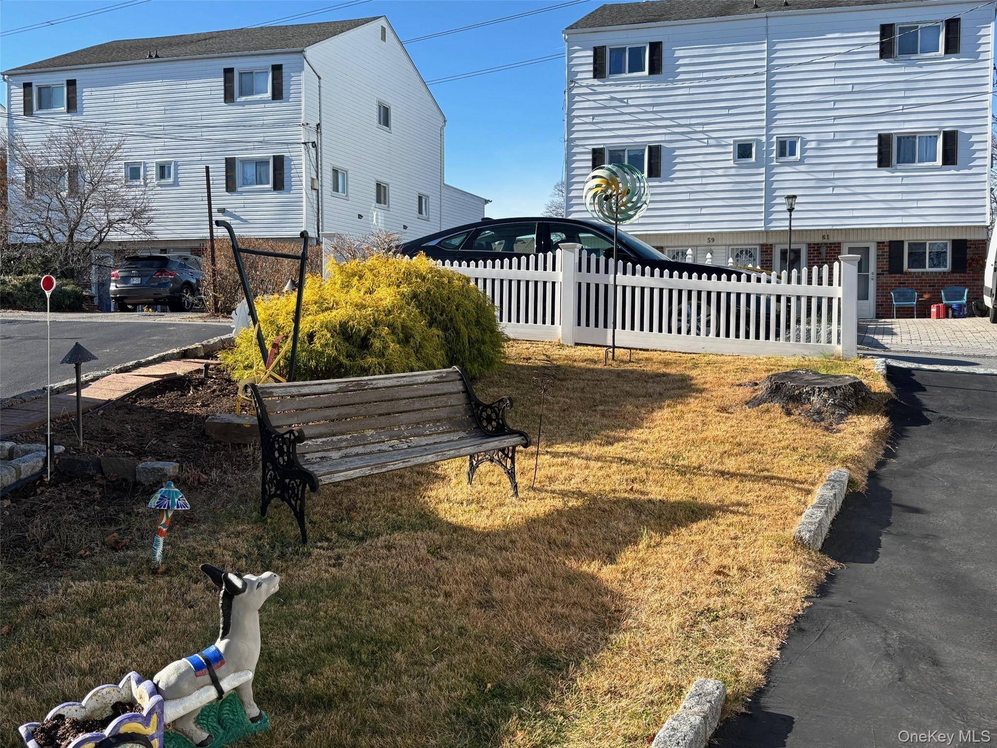 Yonkers, NY 10710,62 Elissa LN #1