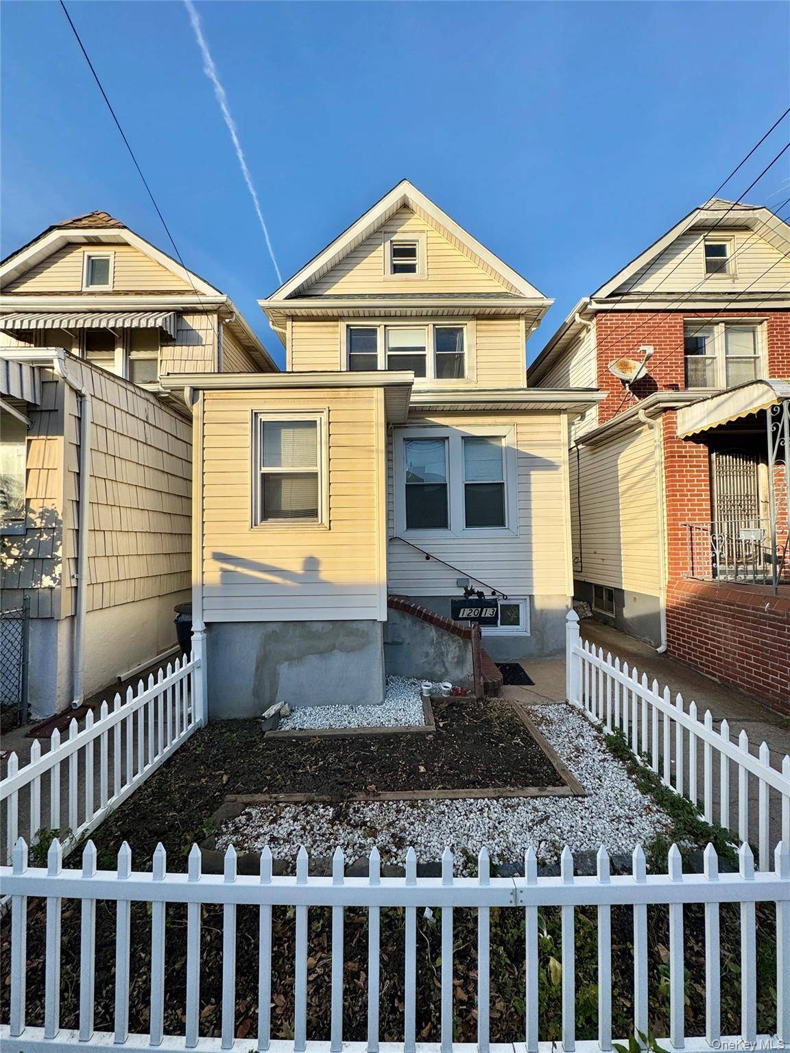 College Point, NY 11354,12013 28th AVE