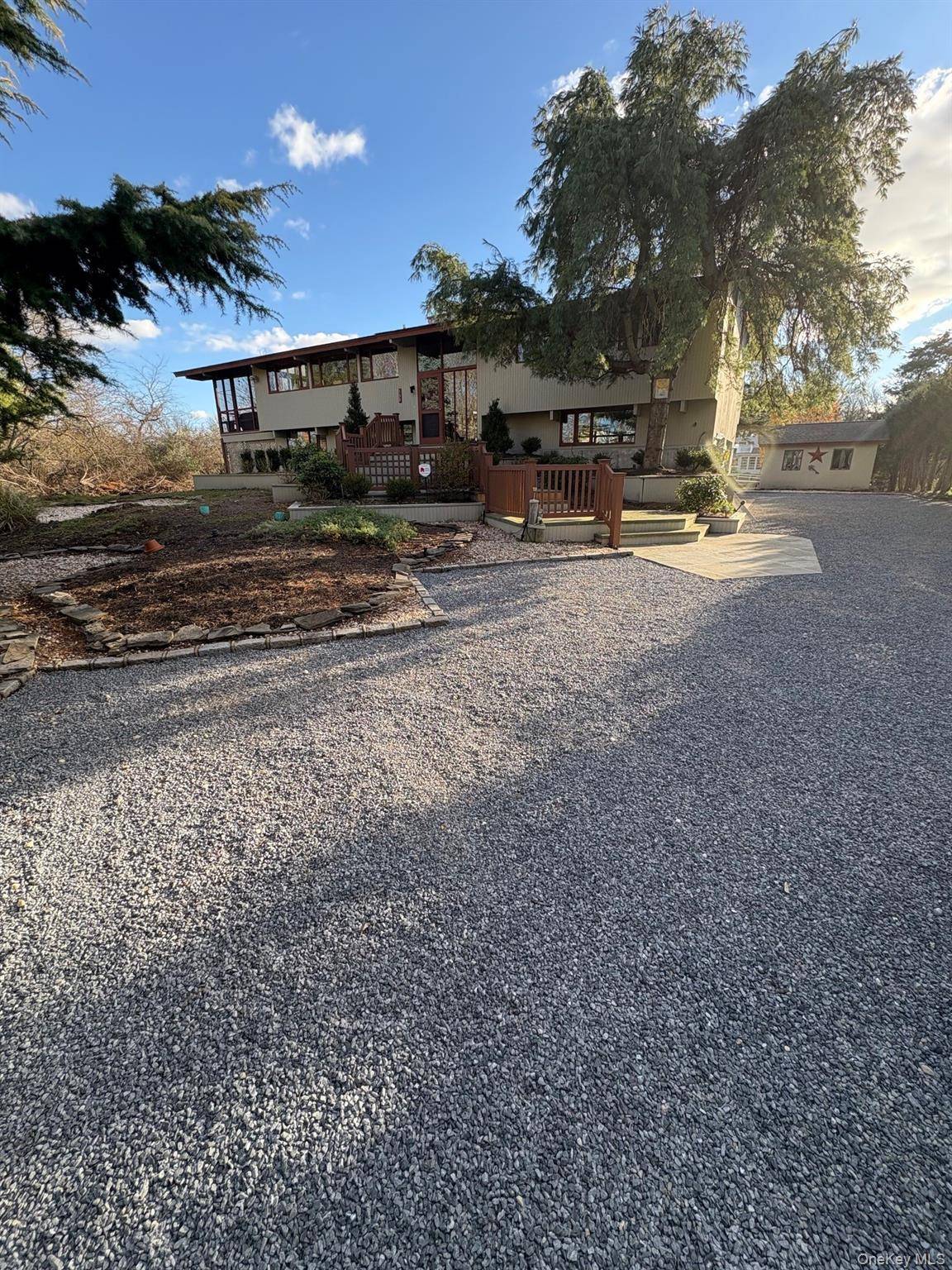 Southold, NY 11971,630 Tarpon DR