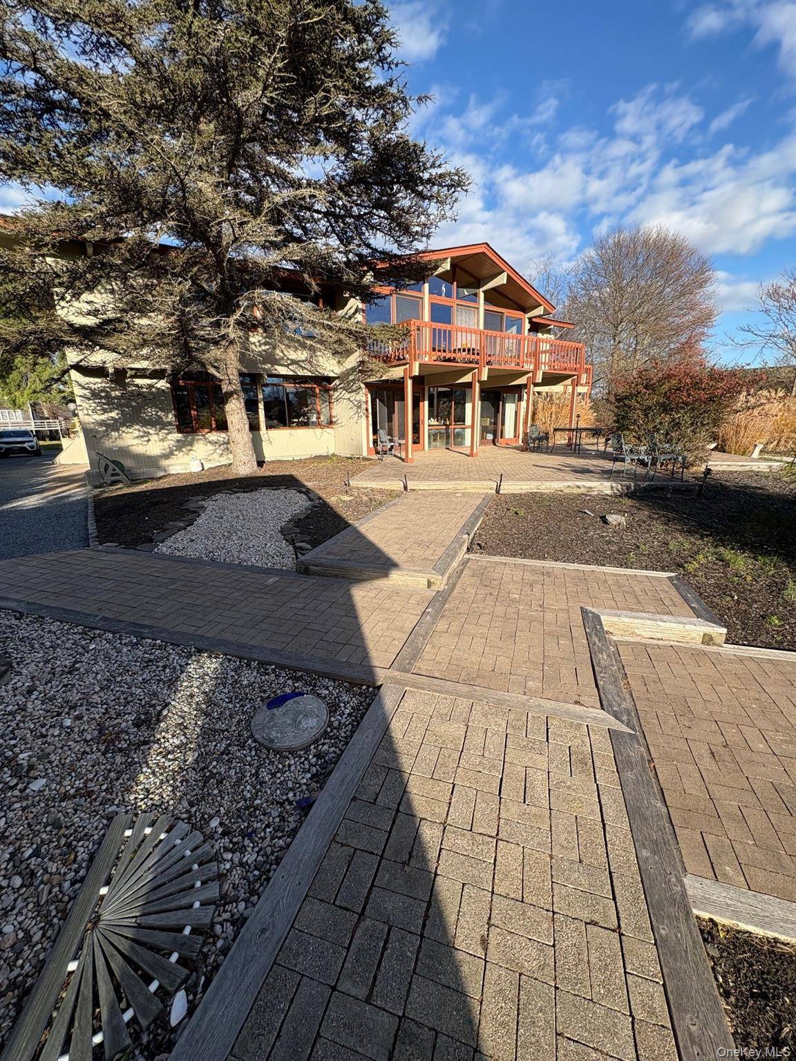 Southold, NY 11971,630 Tarpon DR