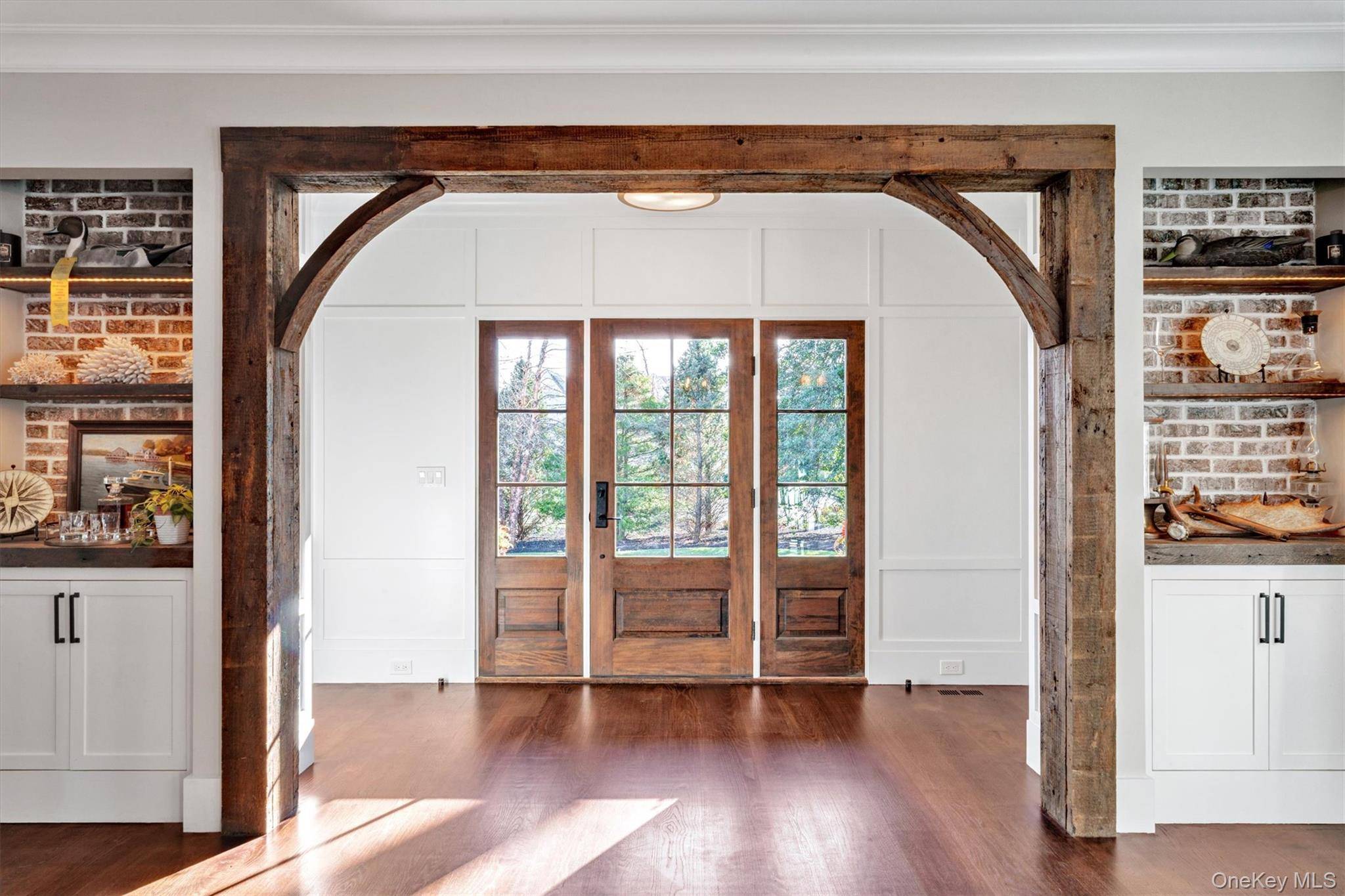 East Moriches, NY 11940,17 Maple AVE