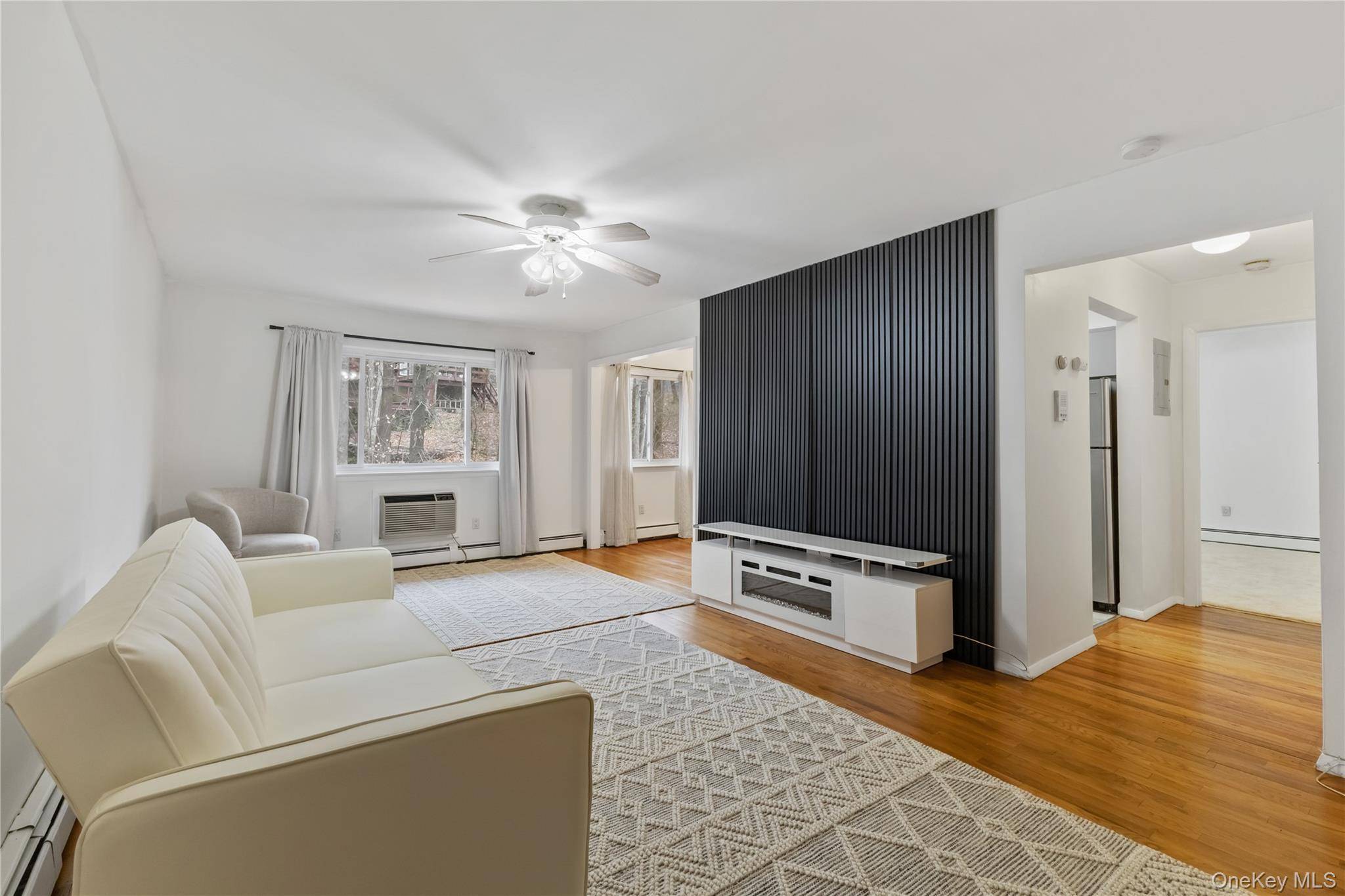 Peekskill, NY 10566,8 N James ST #G